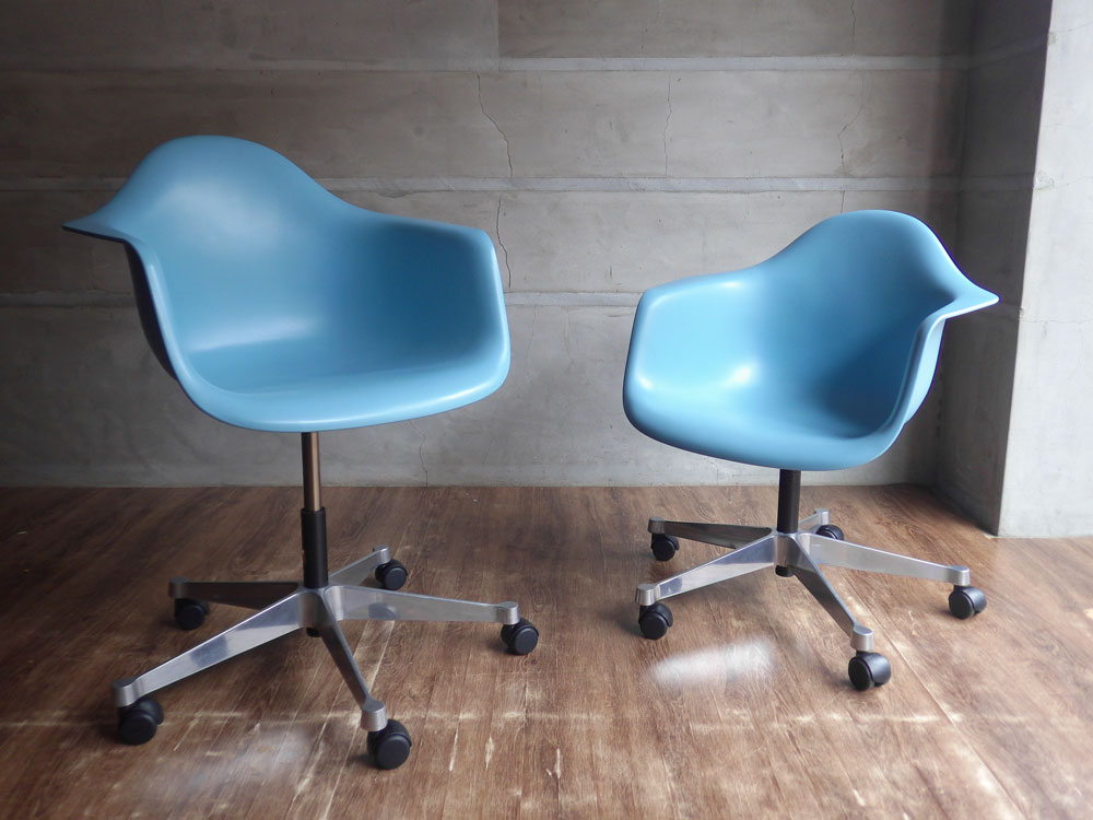 ハーマンミラー Herman Miller × ヴィトラ vitra. Wネーム アーム