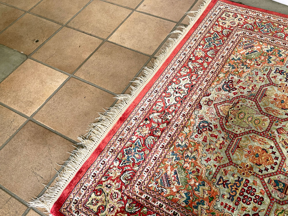 ペルシャ絨毯 Persian Rug クム産 シルク シャフィイ マシンメイド